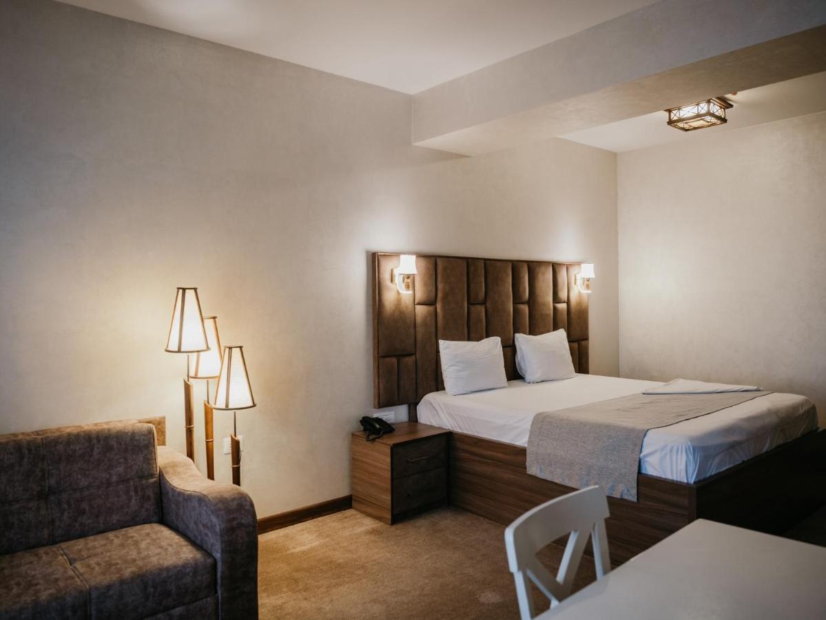 Alison Hotel Баку Экстерьер фото