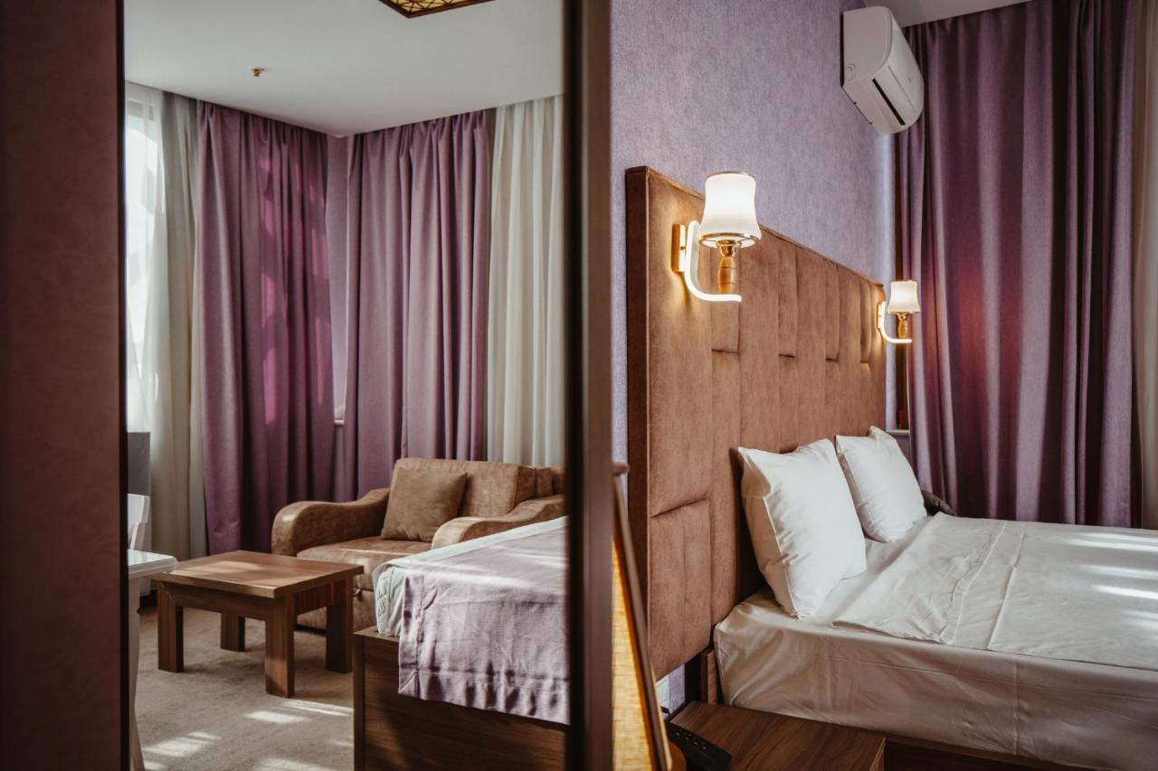 Alison Hotel Баку Экстерьер фото