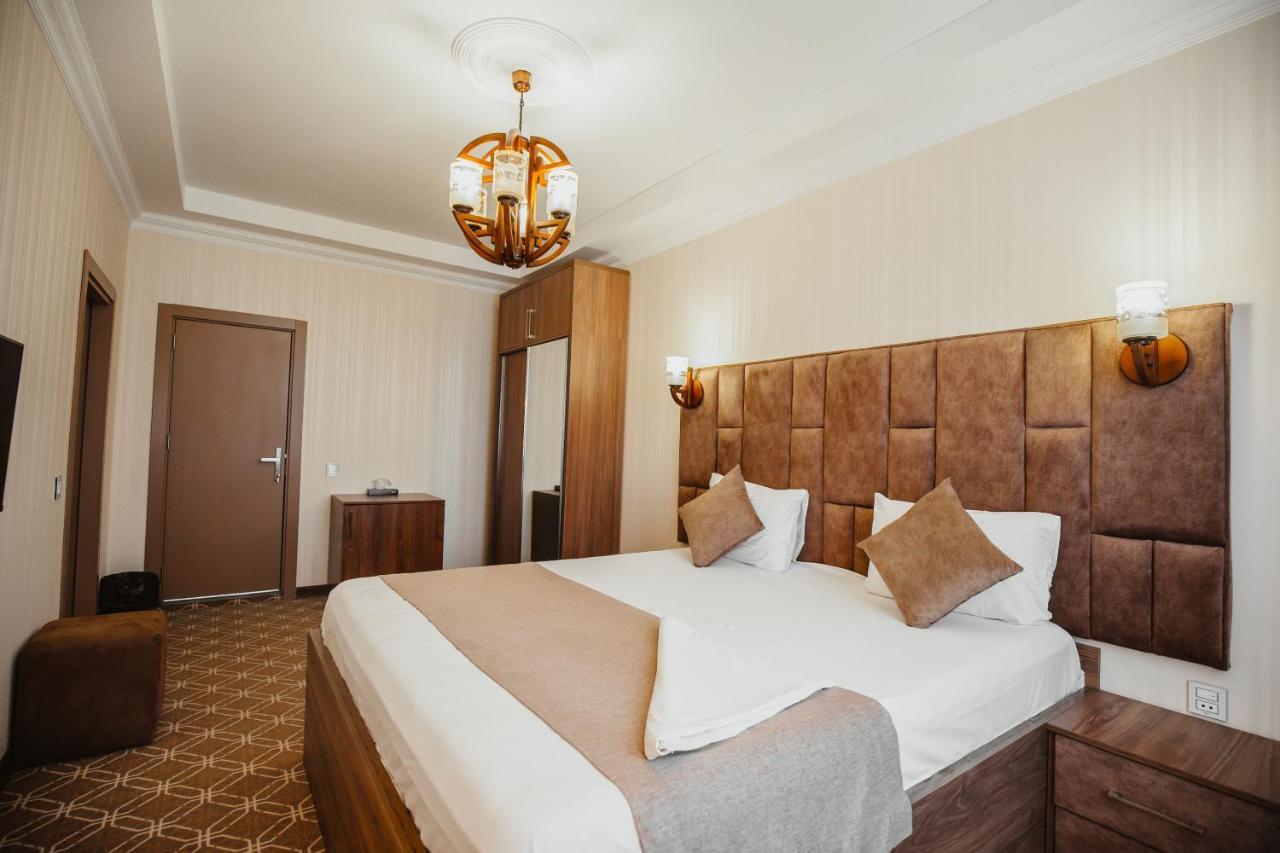 Alison Hotel Баку Экстерьер фото