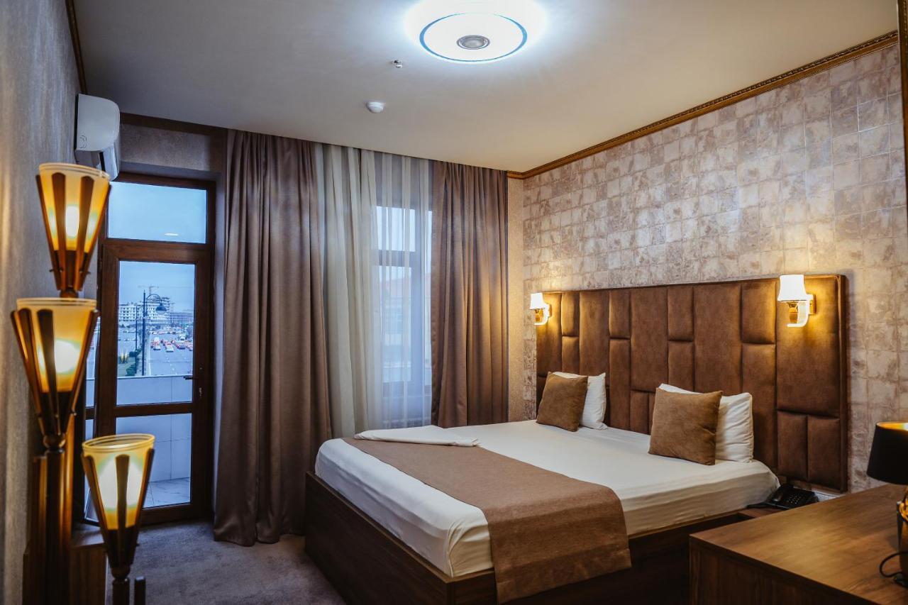 Alison Hotel Баку Экстерьер фото